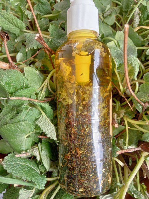 Macérât acné hormonal 