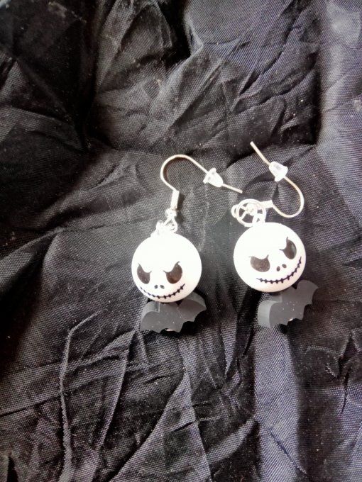 Boucles d'oreilles squelette 