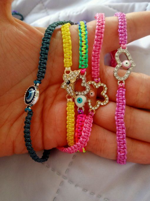 Bracelet breloque et macramé personnalisable 