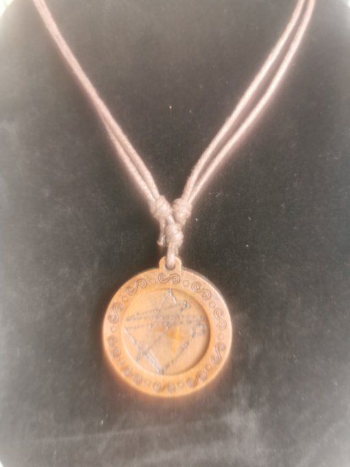 Collier Médaillon Personnalisable