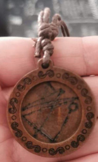 Collier Médaillon Personnalisable